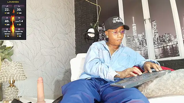 Snapshot of JhonyMiller_ chatting on 01/22/25, 08:06 JhonyMiller online show from 01/22/25, 08:06
