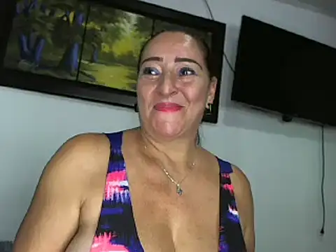 Snapshot of claudiaa_B chatting on 02/13/25, 12:46 claudiaa B online show from 02/13/25, 12:46