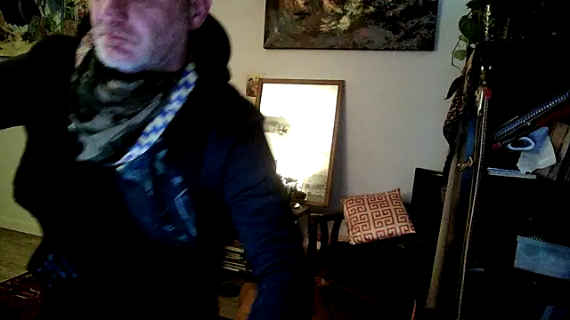 SilverandFox online show from 01/12/25, 06:05