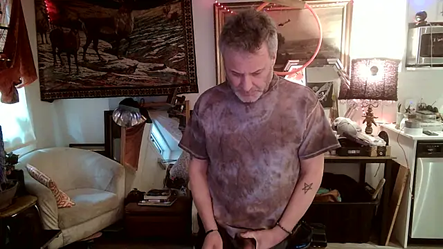 SilverandFox online show from 02/14/25, 04:09