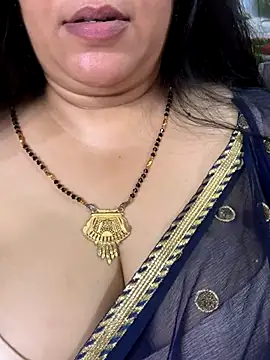 FlatVincy4 online show from 10/18/25, 04:41