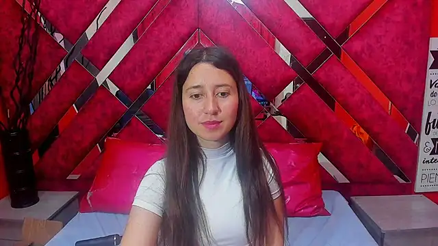 Snapshot of Valeria_grey69 chatting on 01/10/25, 04:51 Valeria grey69 online show from 01/10/25, 04:51