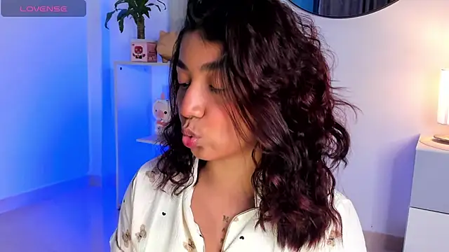 martina roldam online show from 01/30/25, 02:27