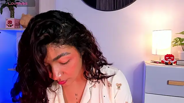 martina roldam online show from 01/30/25, 05:30