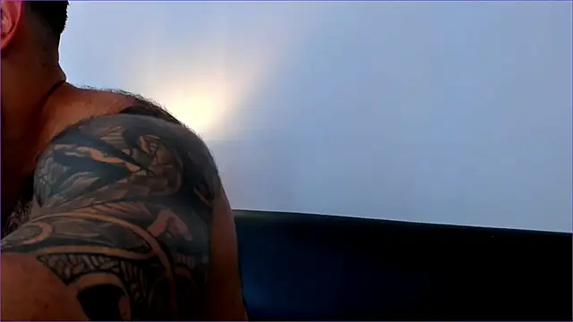 BradLeon  online show from 10/16/25, 05:14