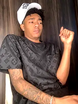 Boy cock18 online show from 11/04/25, 10:47