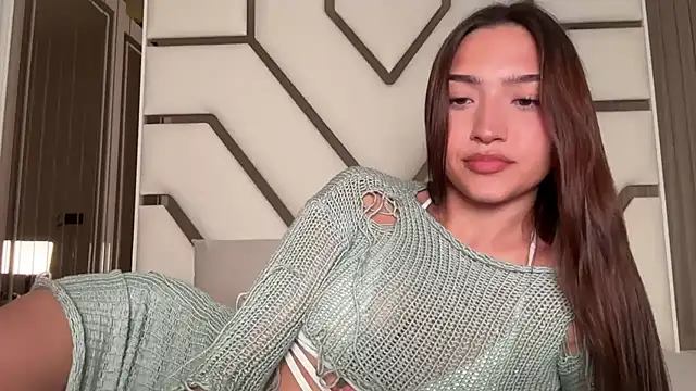 MilenaMilven online show from 10/24/25, 07:32