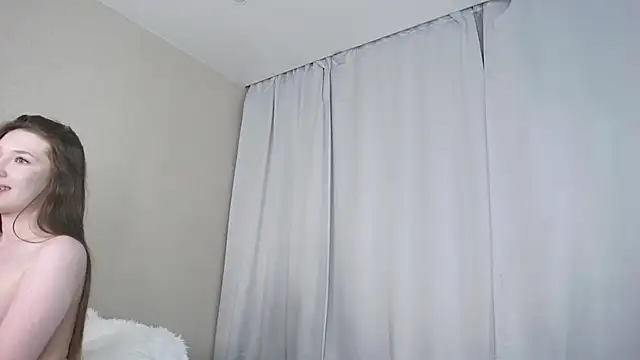 Snapshot of eva_varnerr chatting on 02/13/25, 03:46 eva varnerr online show from 02/13/25, 03:46