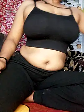 Snapshot of Riyashahi1 chatting on 01/08/25, 07:03 Riyashahi1 online show from 01/08/25, 07:03