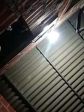 Snapshot of restrepo99 chatting on 12/22/24, 03:33 restrepo99 online show from 12/22/24, 03:33