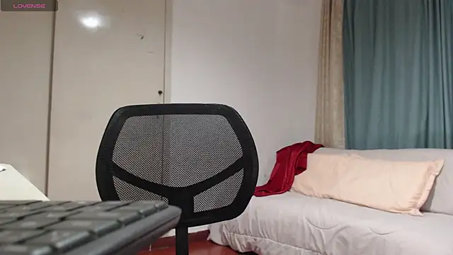 MommyHelpsmee online show from 11/11/25, 10:15