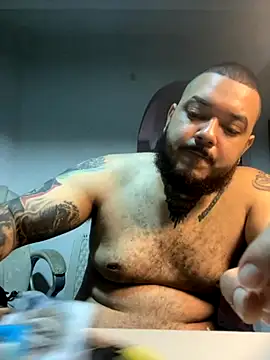 El Titan1998 online show from 10/30/25, 11:55