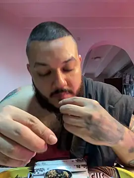 El Titan1998 online show from 11/05/25, 08:42