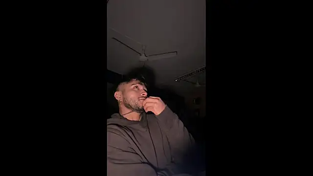 Beboteejoel online show from 09/24/25, 04:49