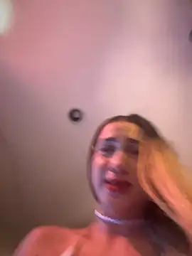 Snapshot of Mariapaula chatting on 01/09/25, 11:34 Mariapaula online show from 01/09/25, 11:34