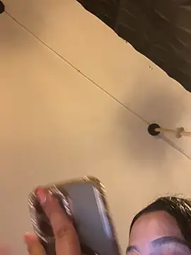 Snapshot of Mariapaula chatting on 02/06/25, 02:33 Mariapaula online show from 02/06/25, 02:33