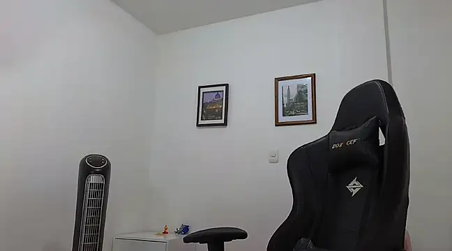 Massimoo 07 online show from 12/24/24, 03:58