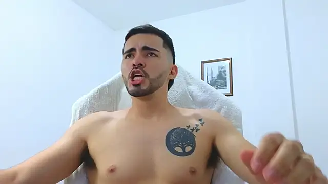 Massimoo 07 online show from 12/31/24, 10:12