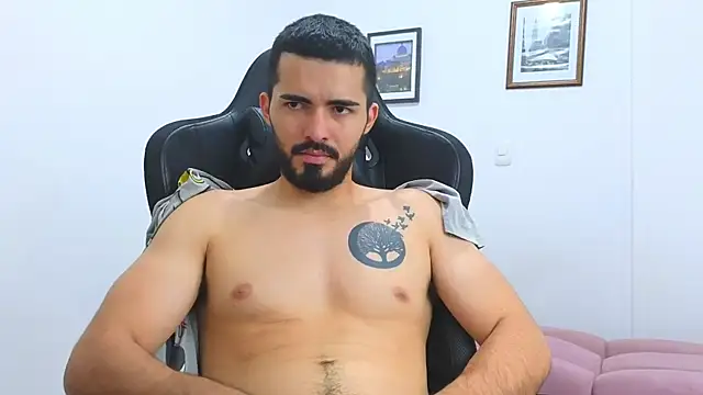 Massimoo 07 online show from 03/18/25, 09:21