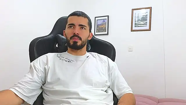 Massimoo 07 online show from 03/21/25, 07:57