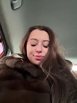 Snapshot of AndreaMood chatting on 01/24/25, 04:48 AndreaMood online show from 01/24/25, 04:48