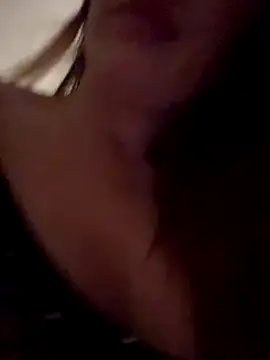 Snapshot of AndreaMood chatting on 10/02/25, 01:51 AndreaMood online show from 10/02/25, 01:51