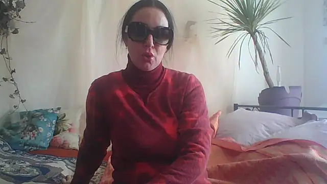 Snapshot of BELLAMORGANE1 chatting on 02/05/25, 04:14 BELLAMORGANE1 online show from 02/05/25, 04:14