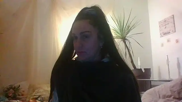 Snapshot of BELLAMORGANE1 chatting on 02/07/25, 01:11 BELLAMORGANE1 online show from 02/07/25, 01:11