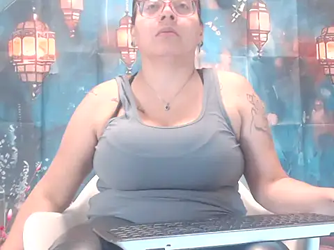 Tanyabigtits online show from 10/13/25, 12:05