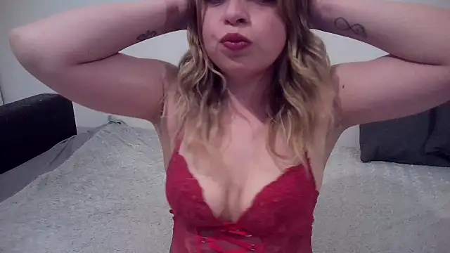 Snapshot of Sweet_bluegirl24 chatting on 03/21/25, 09:56 Sweet bluegirl24 online show from 03/21/25, 09:56