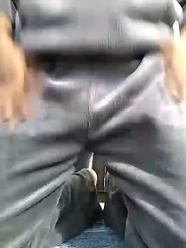 Snapshot of Rajinder25 chatting on 12/23/24, 09:38 Rajinder25 online show from 12/23/24, 09:38