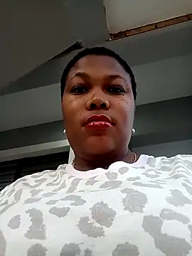 Snapshot of Teassa90 chatting on 09/21/25, 03:35 Teassa90 online show from 09/21/25, 03:35