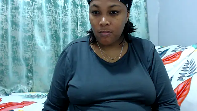 Snapshot of Teassa90 chatting on 09/29/25, 05:51 Teassa90 online show from 09/29/25, 05:51