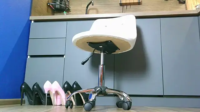 Snapshot of Jennifer_Braun chatting on 03/12/25, 01:40 Jennifer Braun online show from 03/12/25, 01:40