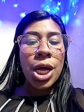 Snapshot of Pamelamilkk_1007 chatting on 02/09/25, 04:14 Pamelamilkk 1007 online show from 02/09/25, 04:14