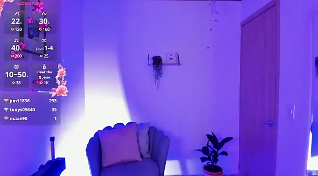 Snapshot of alahia_sweet chatting on 02/17/25, 01:04 alahia sweet online show from 02/17/25, 01:04