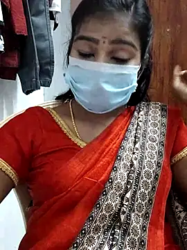Snapshot of meena_27 chatting on 02/19/25, 07:05 meena 27 online show from 02/19/25, 07:05