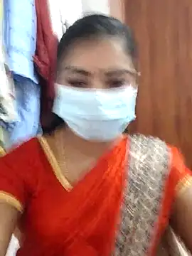 Snapshot of meena_27 chatting on 02/27/25, 07:01 meena 27 online show from 02/27/25, 07:01