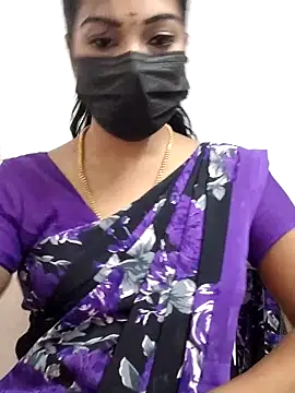 Snapshot of meena_27 chatting on 09/23/25, 07:11 meena 27 online show from 09/23/25, 07:11