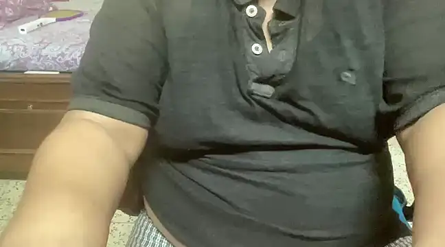 FatIndianBoy online show from 12/26/24, 02:16