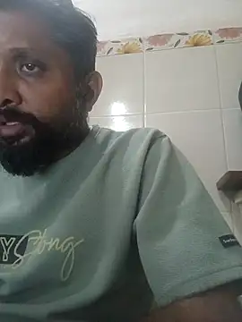 Snapshot of carria_homes chatting on 03/19/25, 01:40 carria homes online show from 03/19/25, 01:40