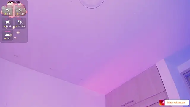 Snapshot of _HellEnd_ chatting on 10/15/25, 05:40 HellEnd online show from 10/15/25, 05:40