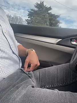 Snapshot of MrLatinKing chatting on 12/26/24, 05:19 MrLatinKing online show from 12/26/24, 05:19