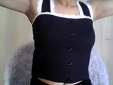 Snapshot of Naughty_Nayra chatting on 09/16/25, 06:42 Naughty Nayra online show from 09/16/25, 06:42