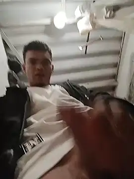 Snapshot of XGublex chatting on 11/28/25, 09:01 XGublex online show from 11/28/25, 09:01