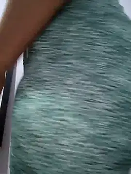 Snapshot of Lilisex chatting on 10/27/25, 09:30 Lilisex online show from 10/27/25, 09:30