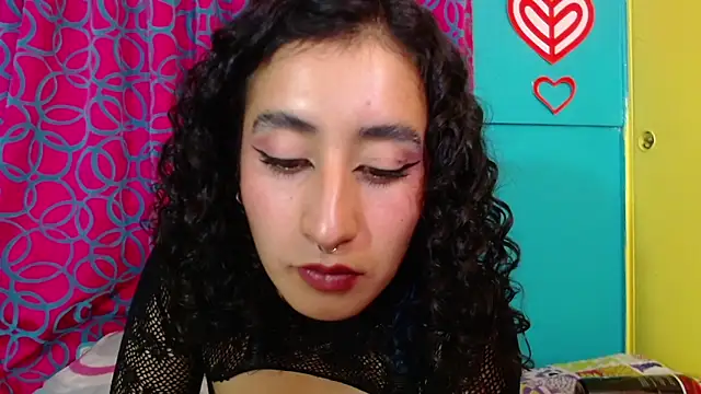Snapshot of valerie_mase chatting on 02/27/25, 10:31 valerie mase online show from 02/27/25, 10:31