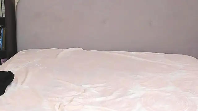 Snapshot of Sassy_Jam chatting on 01/18/25, 09:45 Sassy Jam online show from 01/18/25, 09:45