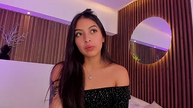 Snapshot of Camila_dupont chatting on 02/19/25, 11:57 Camila dupont online show from 02/19/25, 11:57