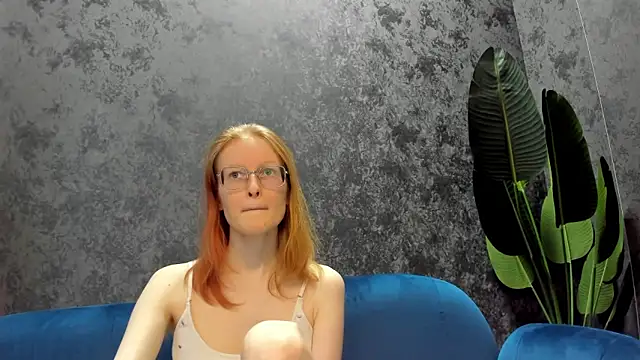 Snapshot of ElizabethHarpper chatting on 02/07/25, 08:01 ElizabethHarpper online show from 02/07/25, 08:01